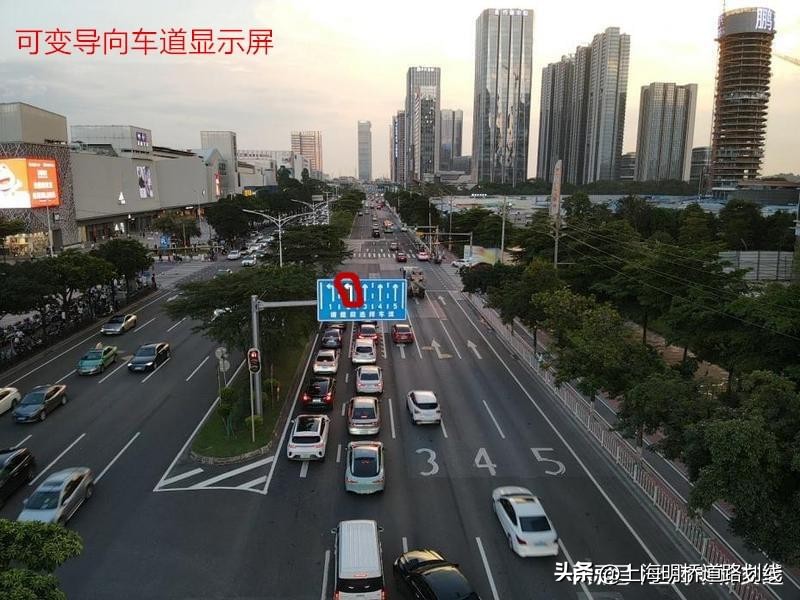 广州交警创新举措：设可变导向车道交通标线破解周末交通拥堵难题