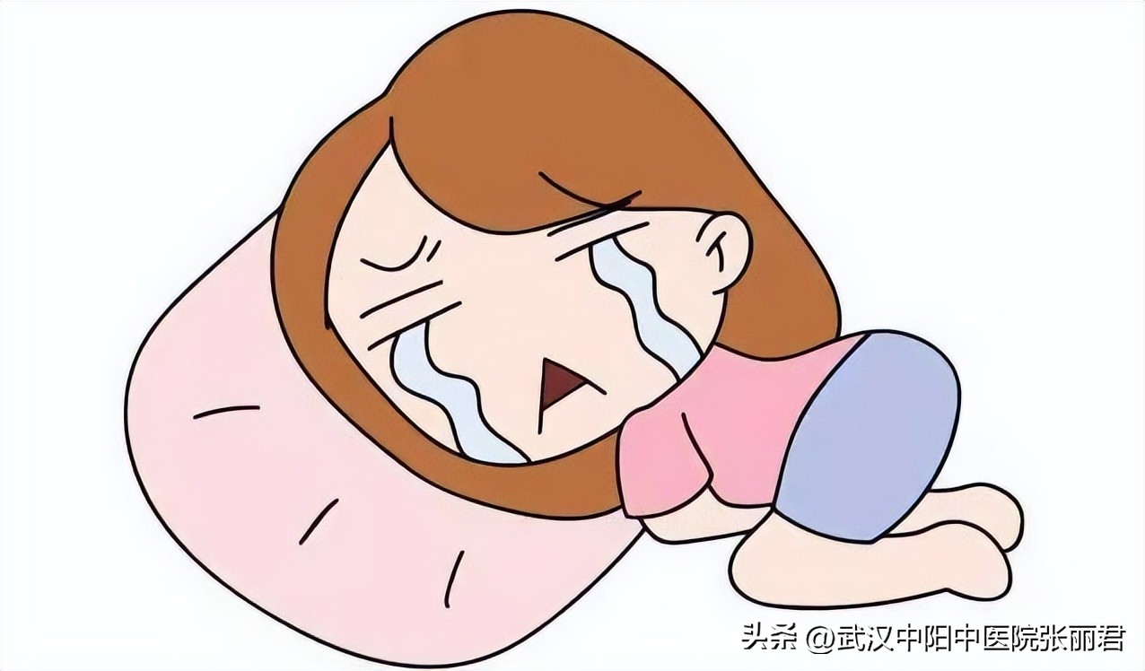 大姨妈量少肚子疼怎么回事,大姨妈量突然特别多肚子疼