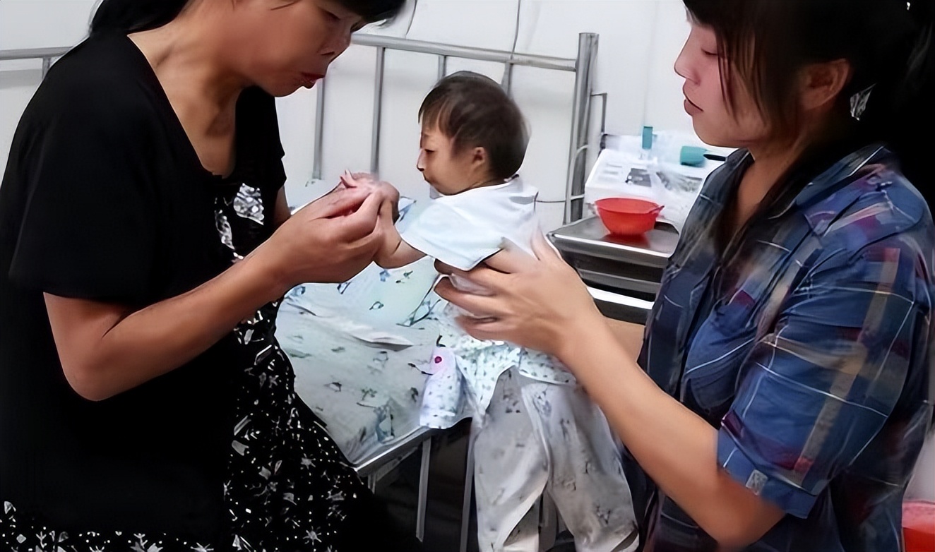 湖南生下小猴子卖给马戏团,湖南一产妇生下“小猴子”