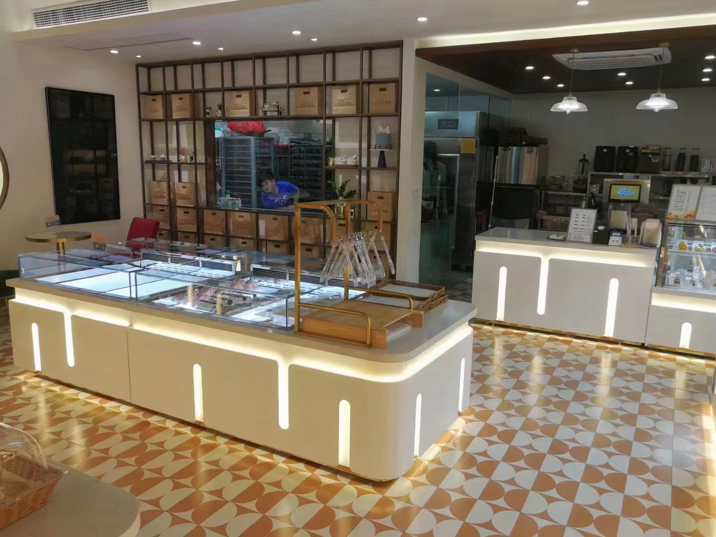 烤漆柜哑光,免漆柜和烤漆柜区别