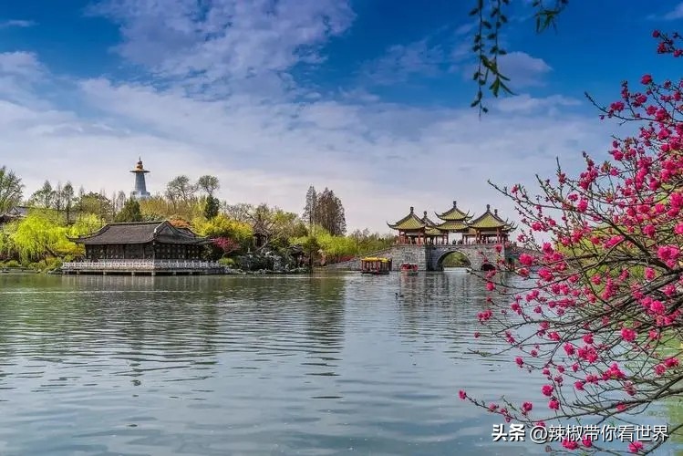 镇江一座美的让人吃醋的城市路牌,镇江一座美的让你吃醋的城市