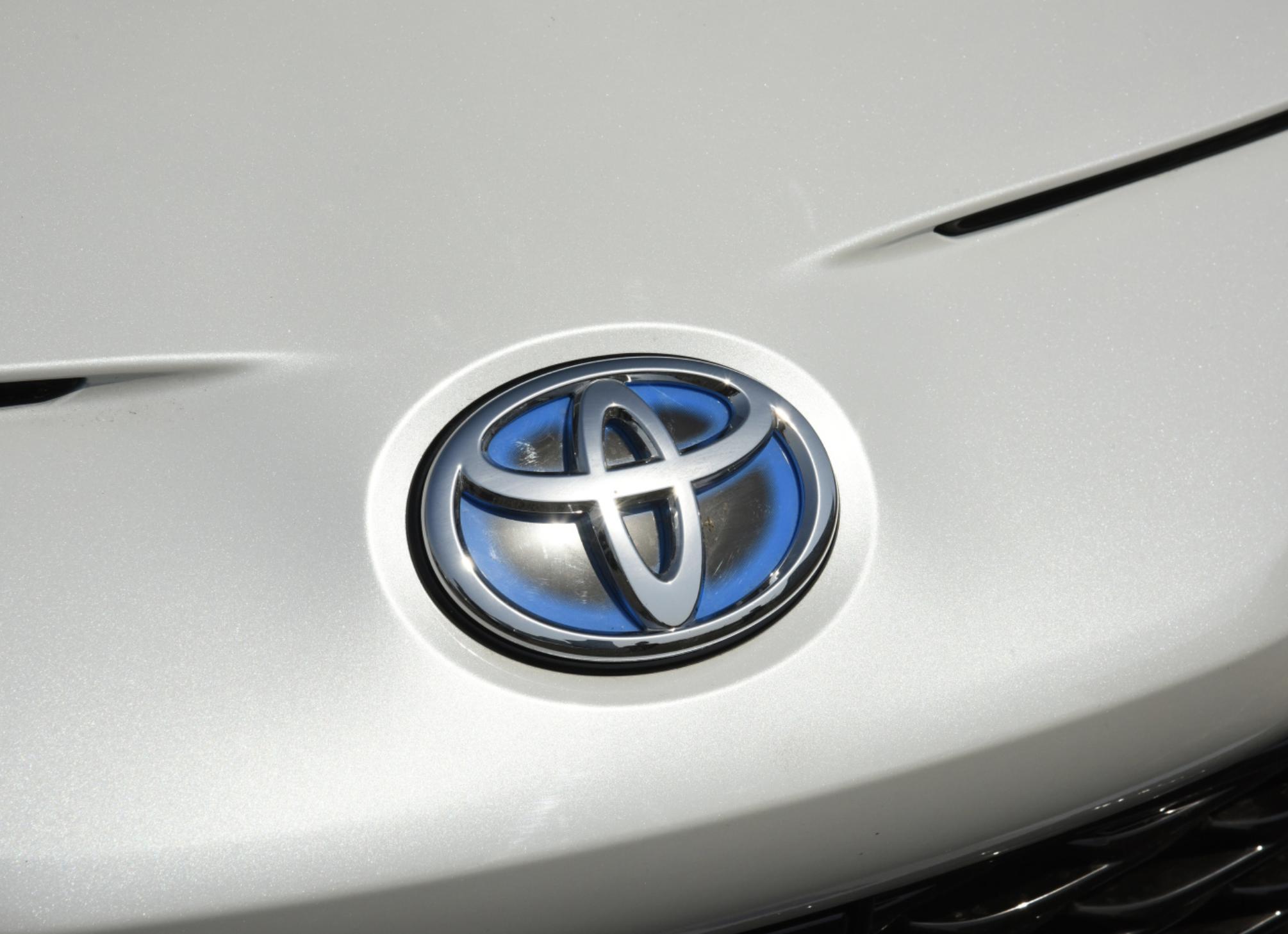 威飒车身尺寸为4780,丰田新款suv威飒顶配