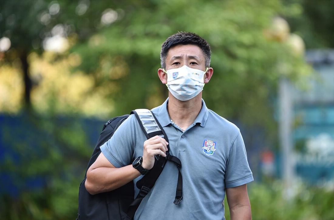 重磅！中超又有一人被戴上*铐手**！贪婪的铁指导不断拖身边人下水