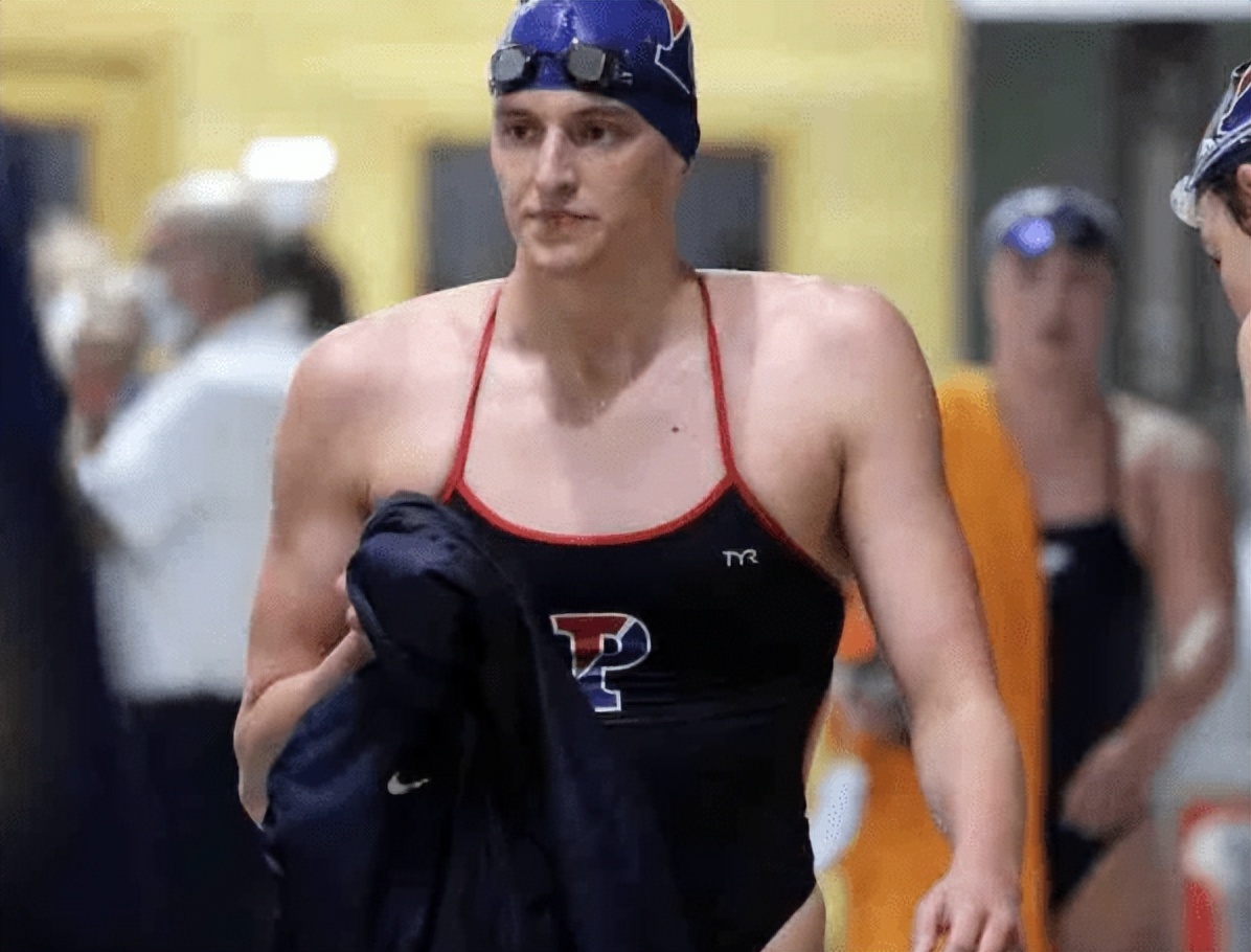 美国跨性别选手*力暴**扣杀，女排球员用脸接球导致脑震荡两周