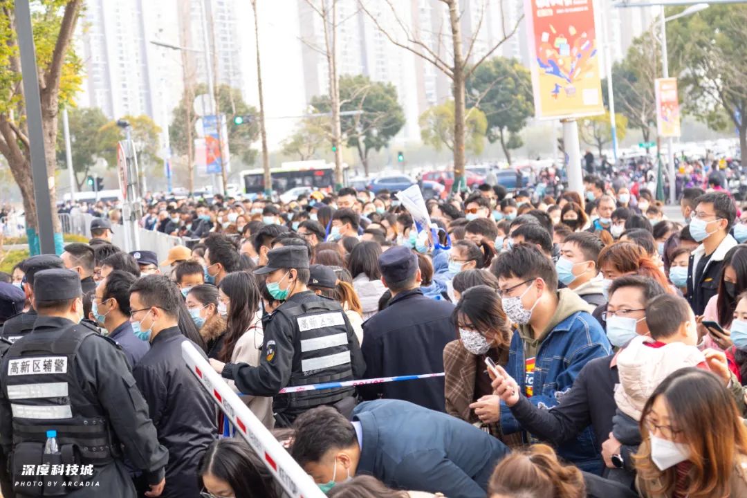 costco上海店和苏州店区别,costco苏州店开业第四天人还多吗