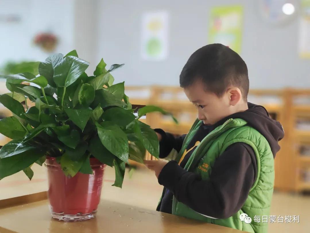 不会沟通的父母怎么教育孩子,不会说话的父母教育孩子的话