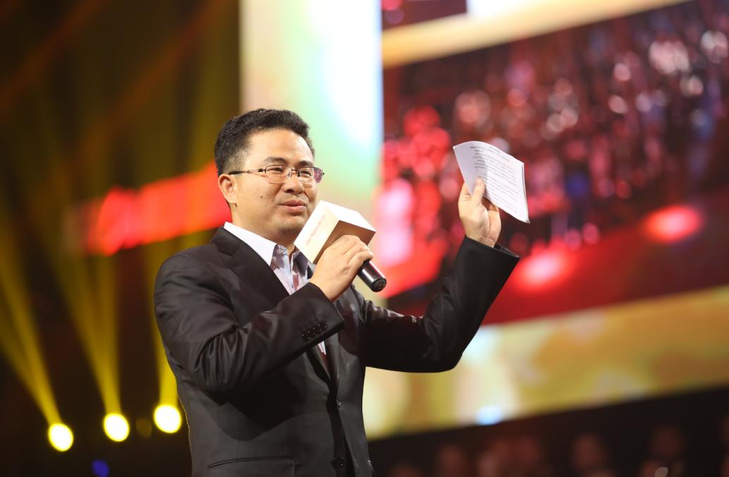 金立老板一把牌输十几亿,金立创始人一把牌输7亿