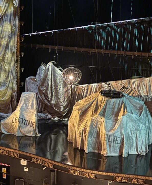 伦敦人适应了新的君主之后，歌剧院背后的赞助机制，是否发生变化