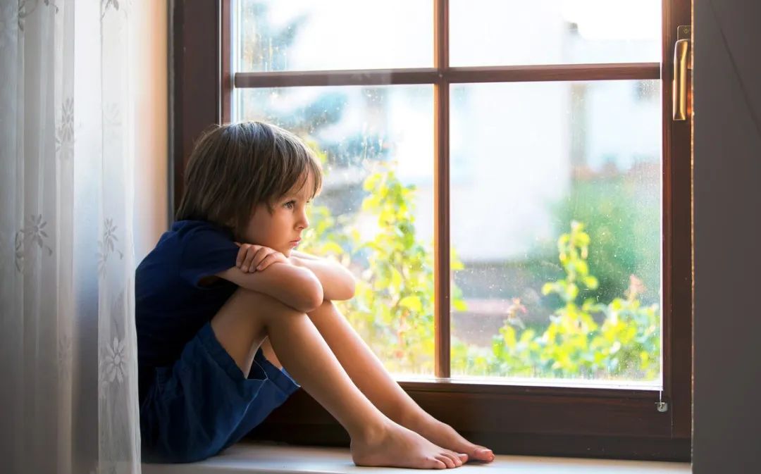 开学要告诉孩子远离三种朋友,告诉孩子哪几种朋友是不能交的