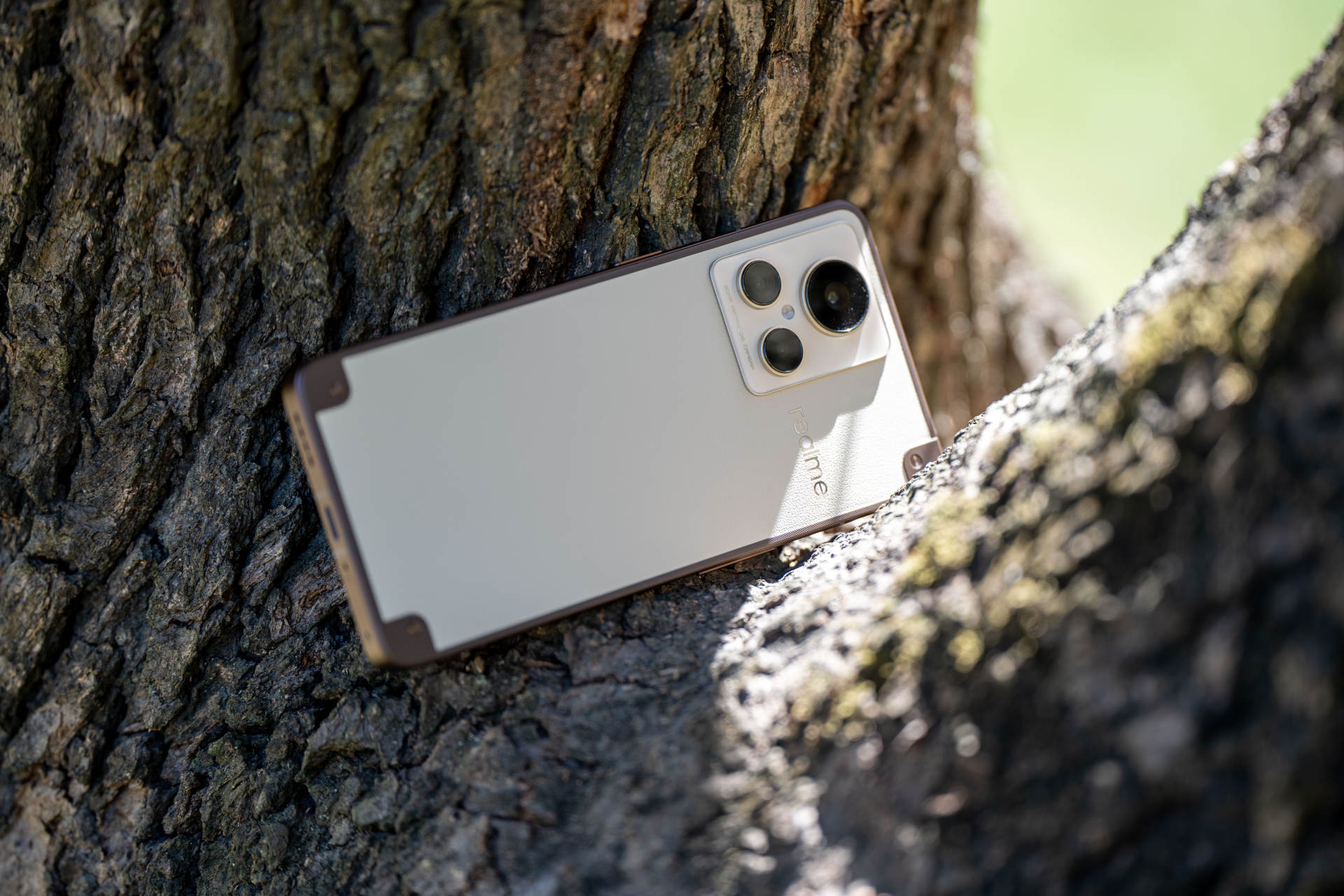 realme和iqoo哪个更好,懂行的人建议买iqoo还是努比亚