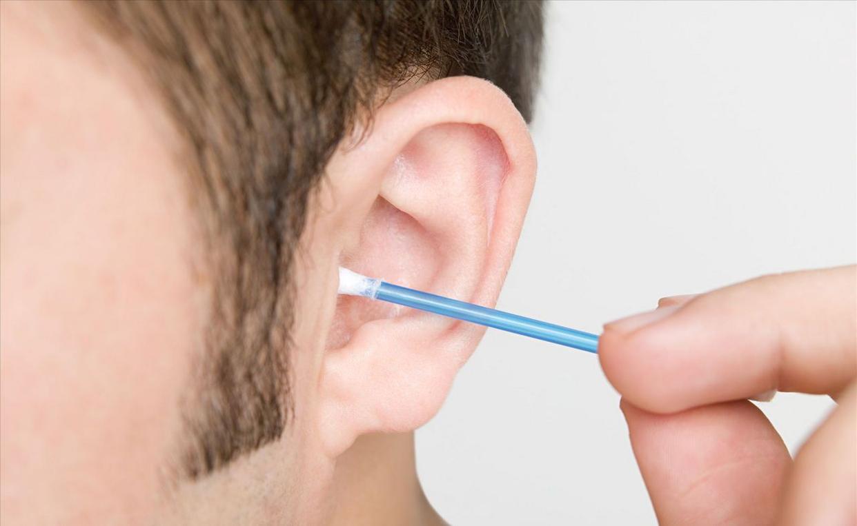 耳朵里经常发痒什么原因造成的呢,耳朵里面频繁发痒或暗示5个问题