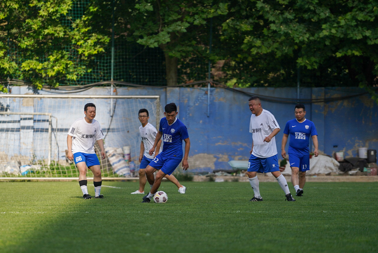 雄狮最新引援消息,2024赛季中超沧州雄狮球衣