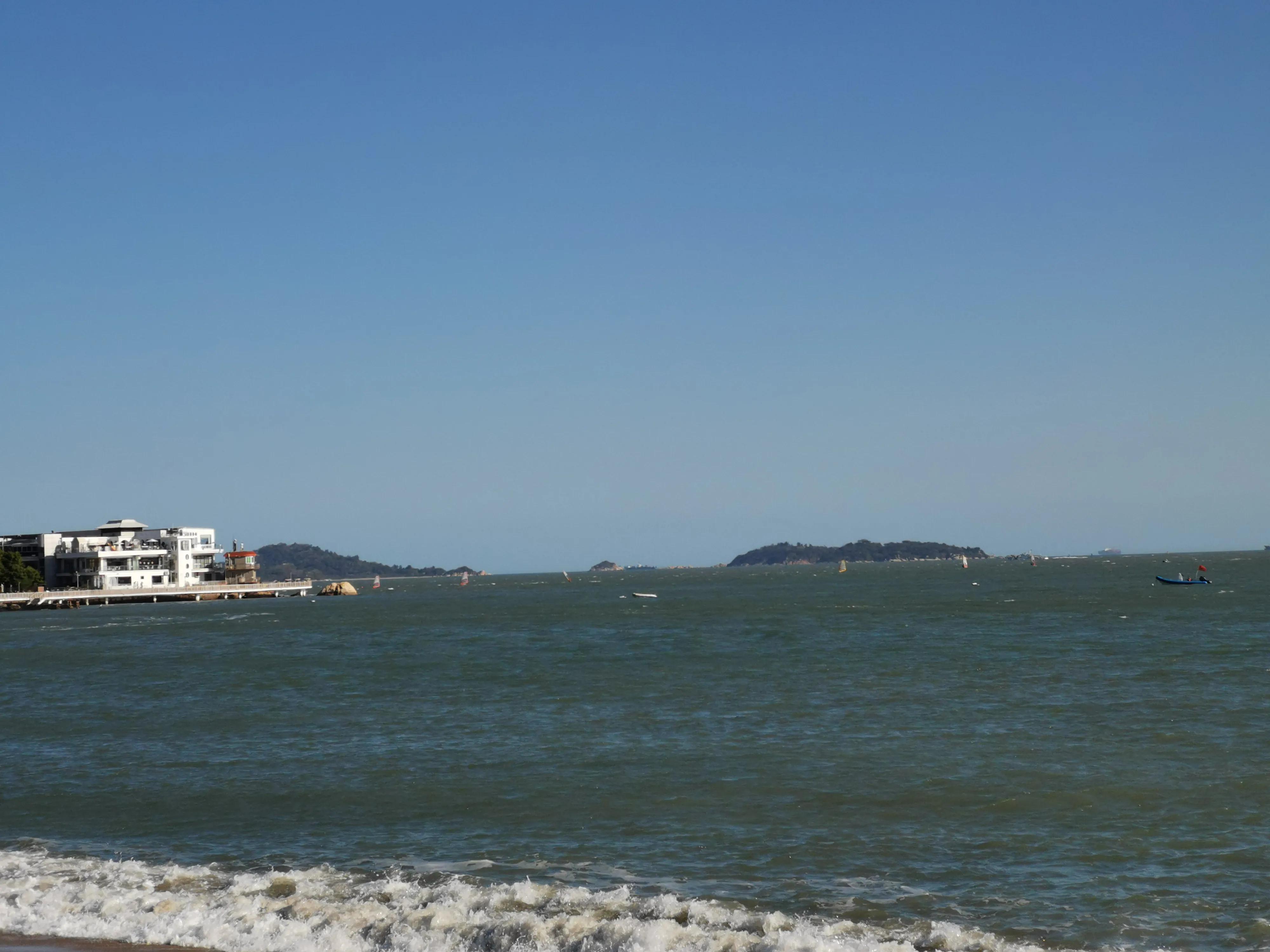 厦门的蓝天白云大海,厦门的海厦门的天空