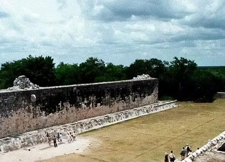 足球只是游戏原版,足球一直都是一项有温度的运动