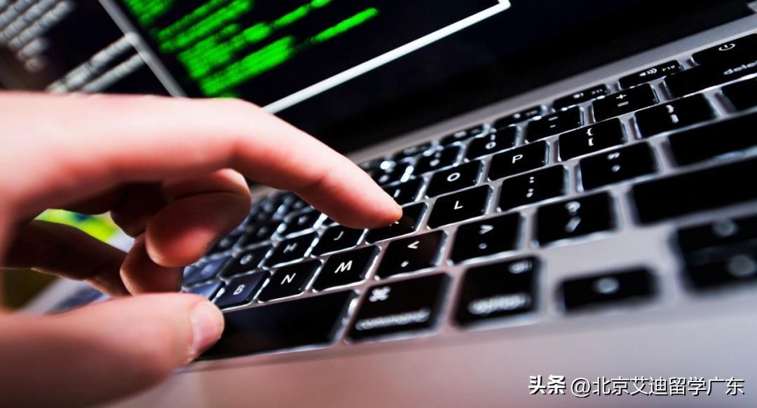 学生入境美国需带926表格,关于留学生出国留学的新规定