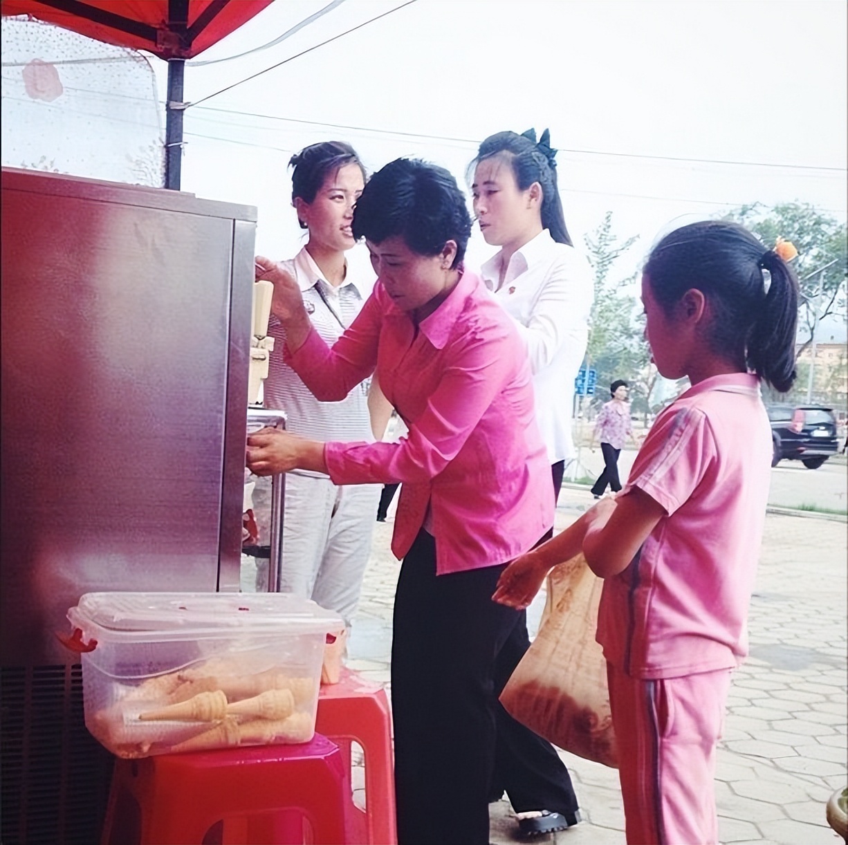 在朝鲜5000朝鲜元能买到什么,14万朝鲜元在朝鲜能买啥