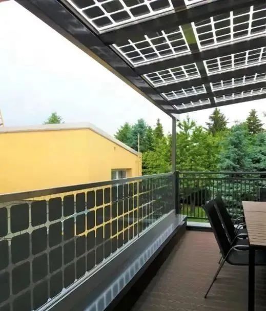 家里阳台可以安装太阳能,阳台上装太阳能发电板