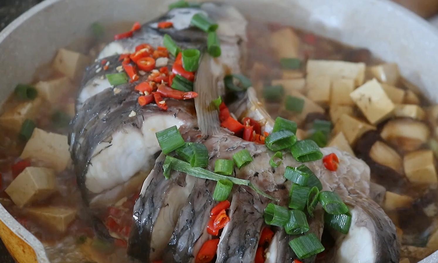 小草鱼怎么做出来好吃,想吃草鱼不知道怎么做