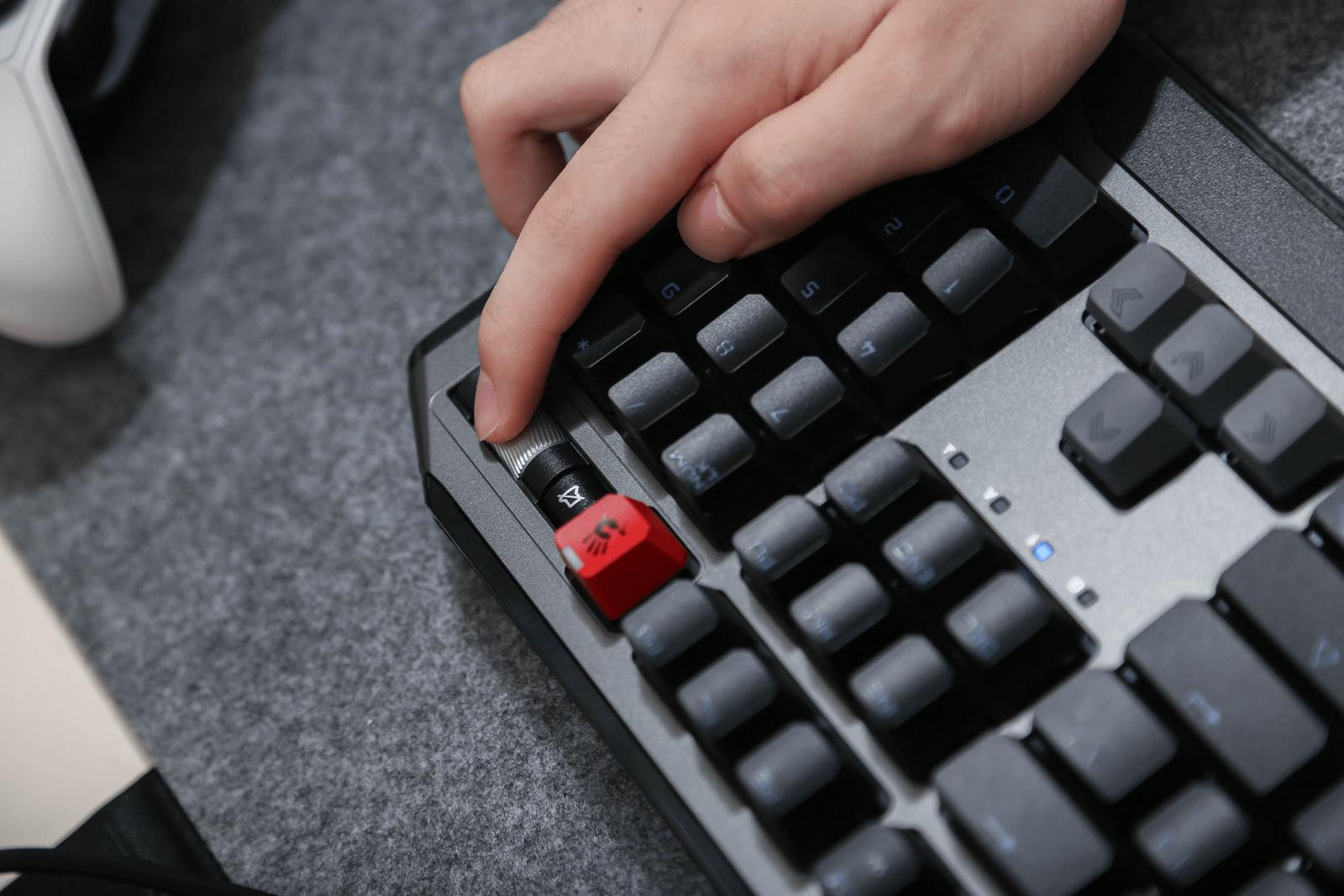 血手幽灵b975对比b980,双飞燕血手幽灵b760光轴机械键盘