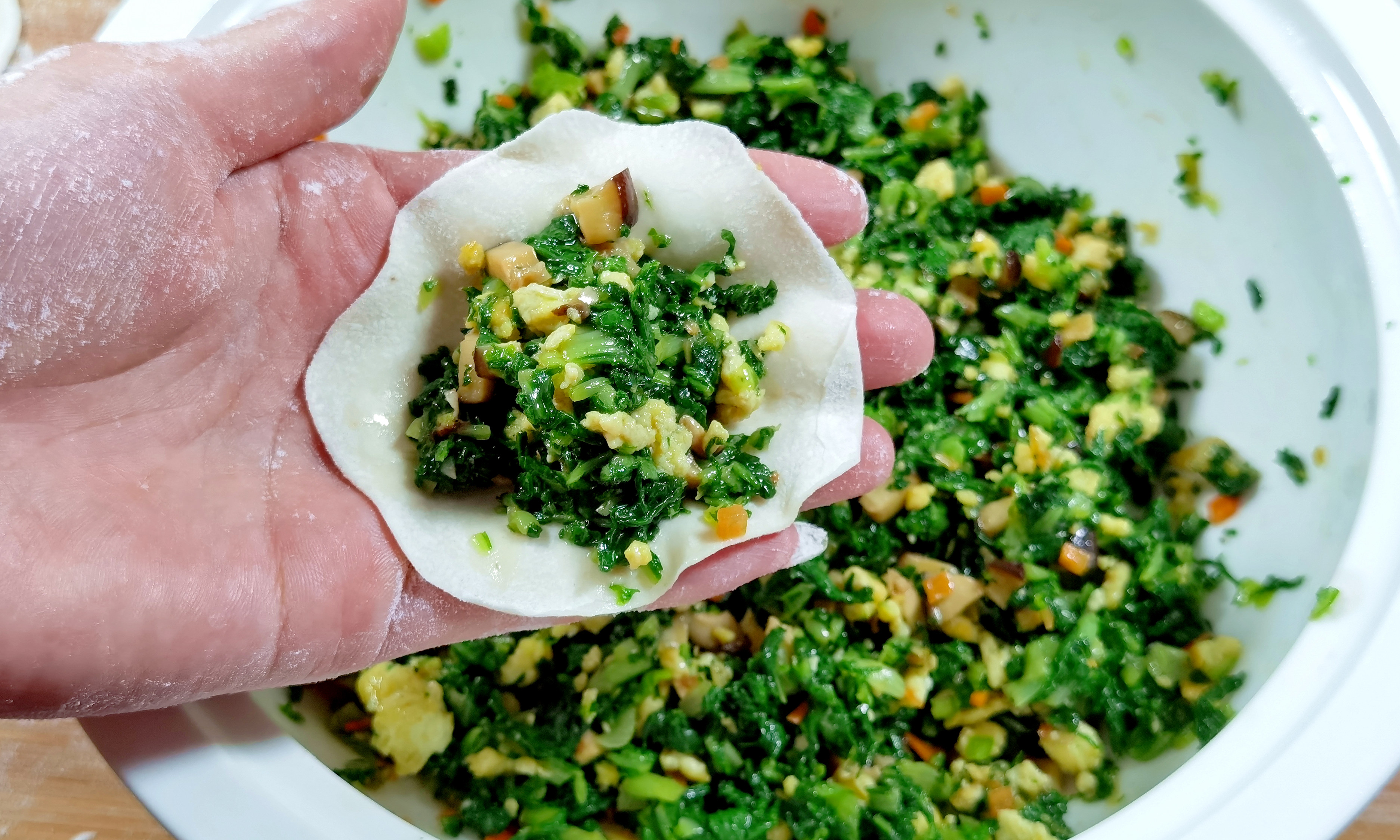 立秋后小白菜包饺子焯水吗,小白菜怎么保存到冬天包饺子吃