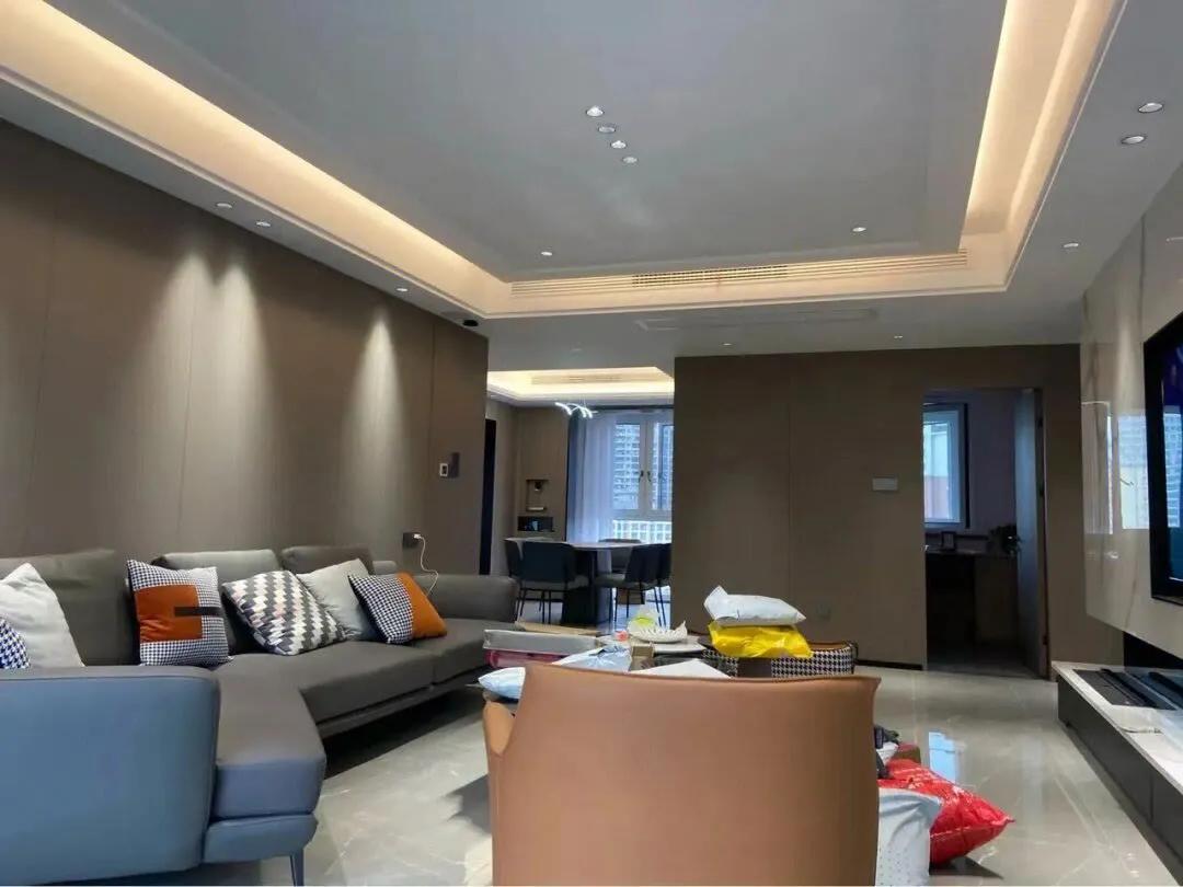 30平米木饰面门店装修效果图,2021木饰面板装修效果图