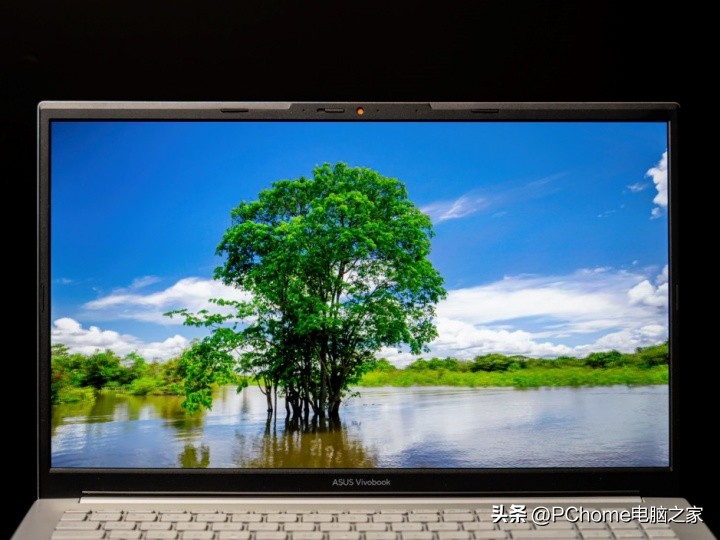 华硕无畏pro15锐龙版屏幕测评,华硕无畏pro15锐龙版屏幕60hz