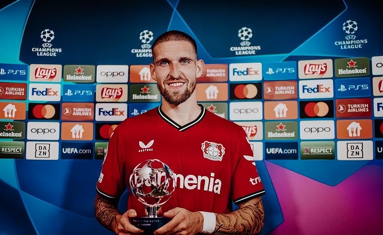 斯特林曼城欧冠冠军,斯特林欧冠最佳阵容