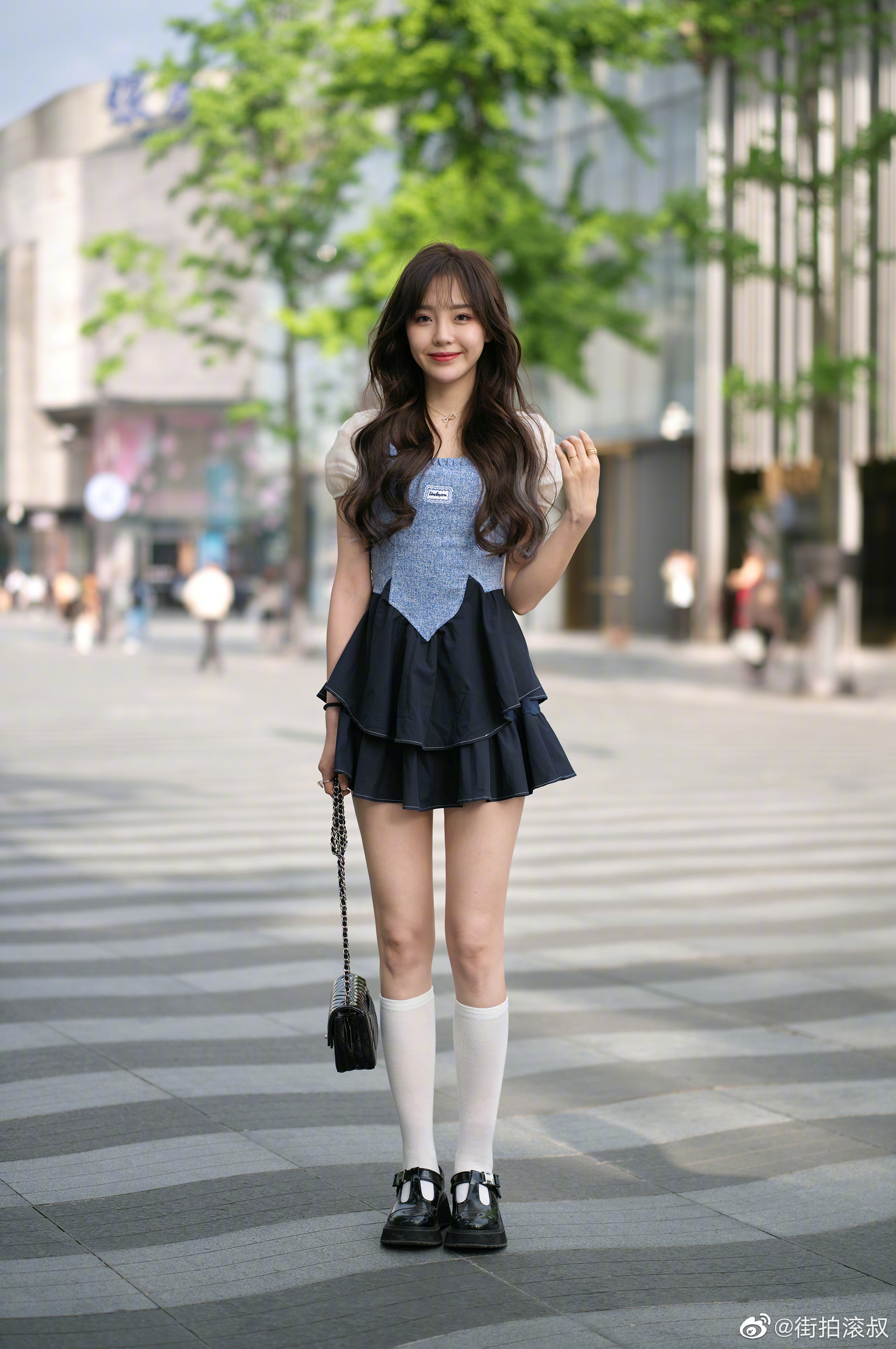 上课衣服穿反怎么办,上课忘记穿裤子该怎么办