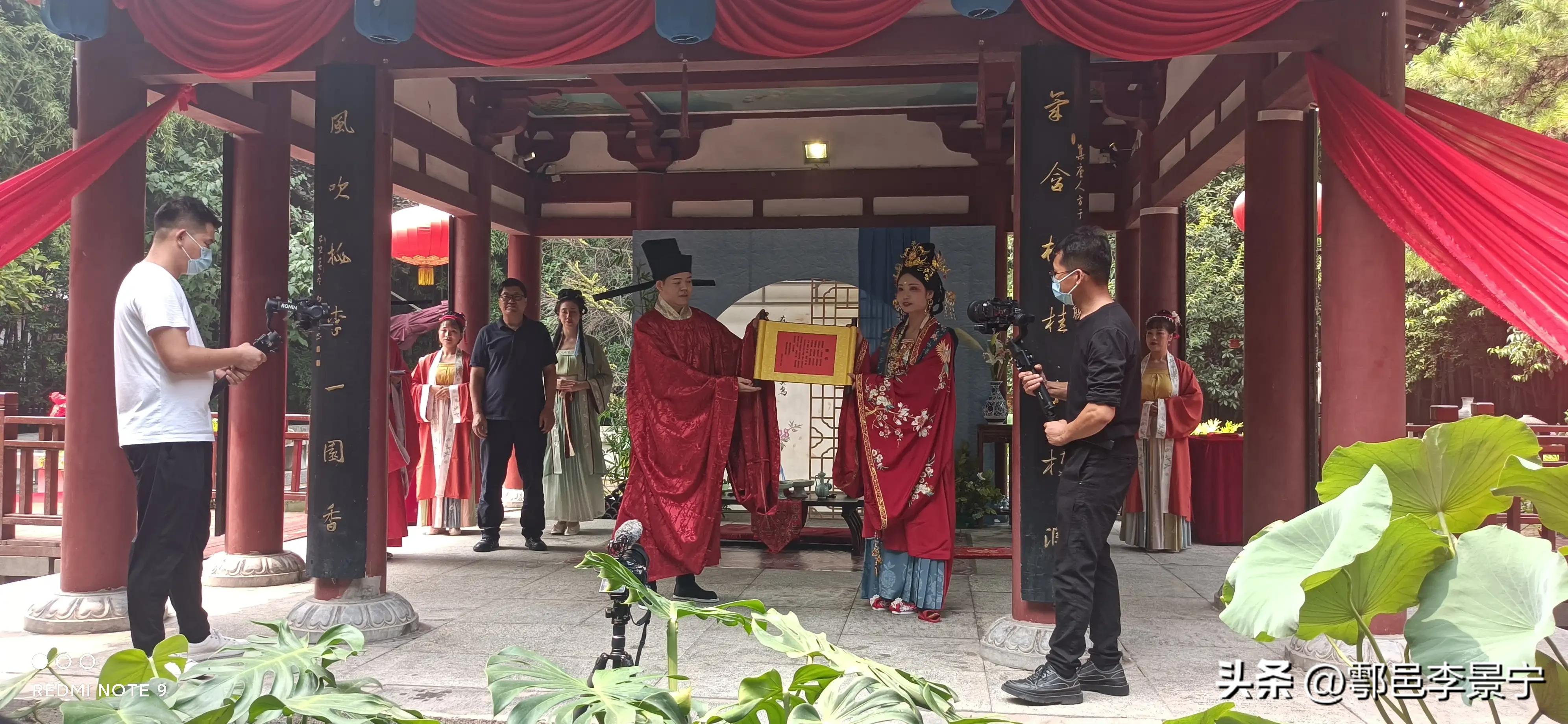 祝福诗人千哲刘强新婚楹联文/李景宁