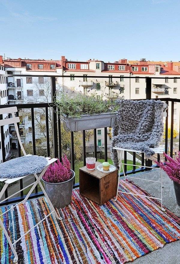 阳台铺哪种材质的地毯好,阳台铺什么地毯好看轻奢