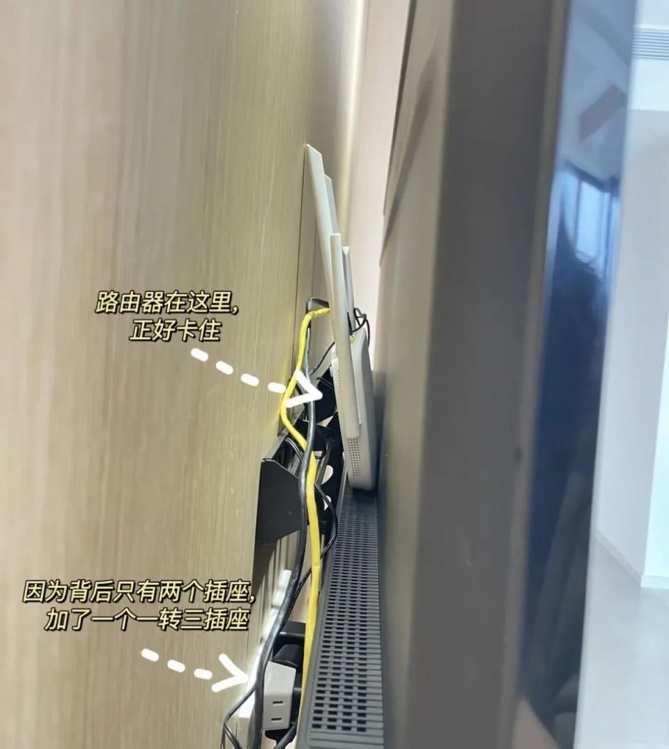 客厅路由器机顶盒线路怎么隐藏,路由器机顶盒电源线杂乱整理