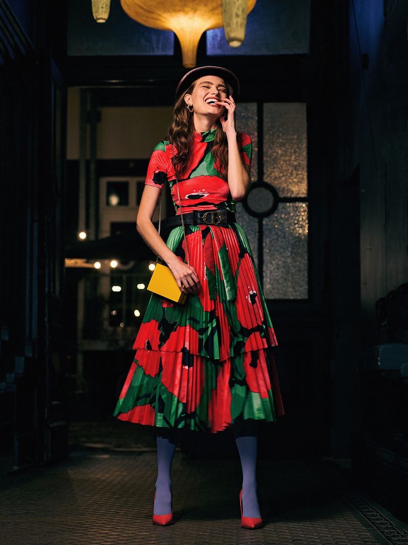 德国超模安娜·米拉（AnnaMilaGuyenz）拍摄的时尚杂志