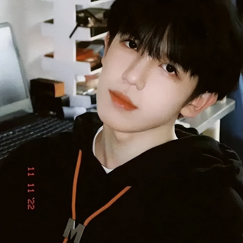 黑白风超帅高级感男头,好看的高级帅气男头