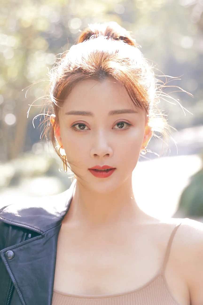 殷桃个人婚姻资料简介,41岁的殷桃状态