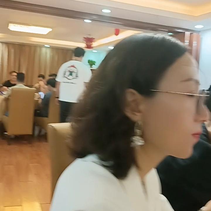 一个从0开始做到百万粉丝的服装人是如何做到的#和成天下