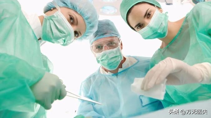 50岁女性患外阴癌,后悔不已!警示女性:出现下身不舒服,别忽略