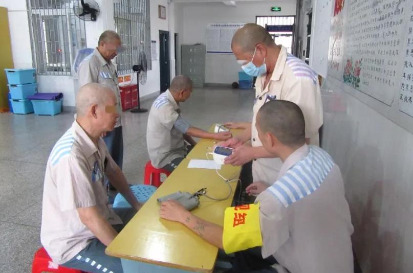 临终病人呼唤父母,临死前的患者喊妈妈