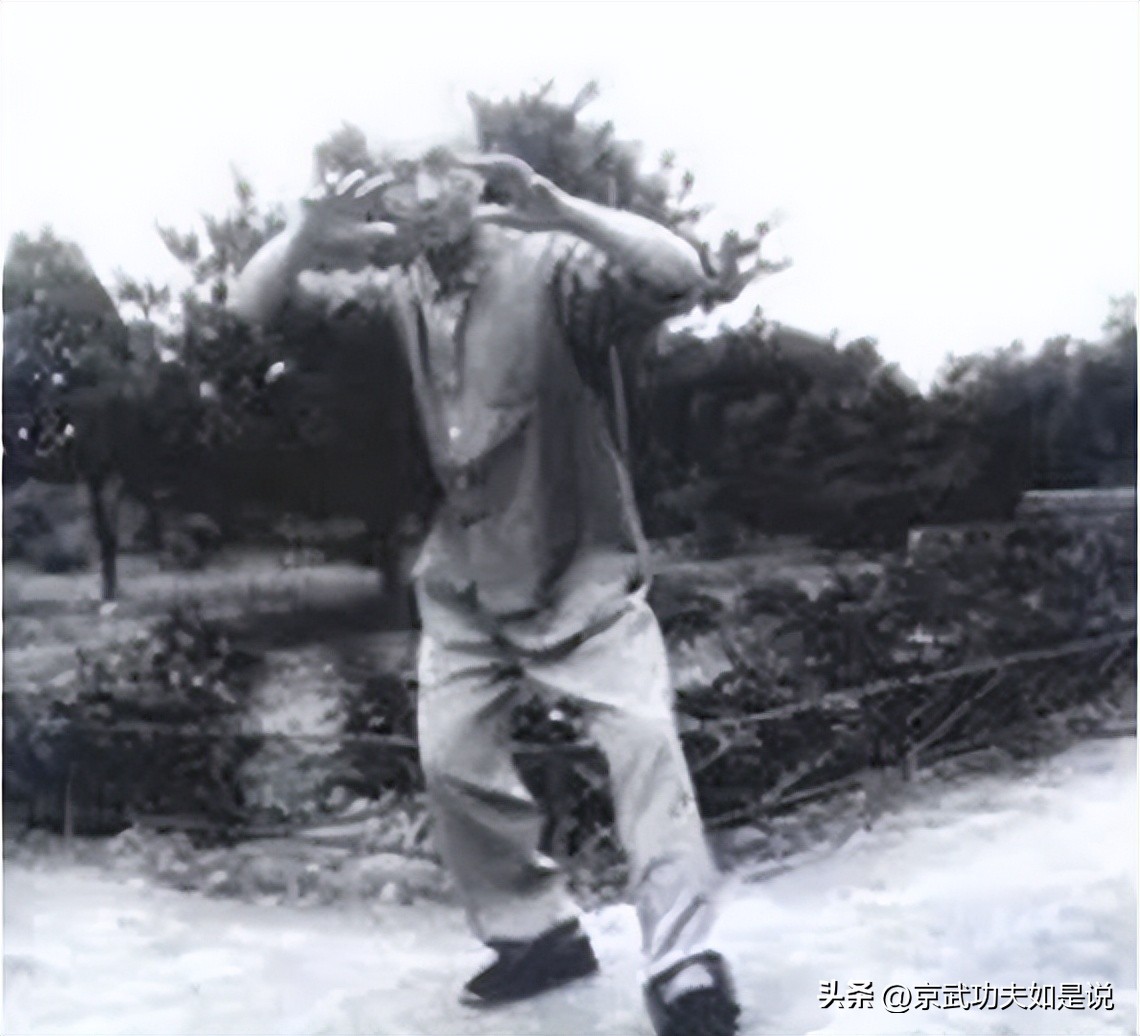 桩功，一站一功，一桩一功，一天一功，天天站，天天不同