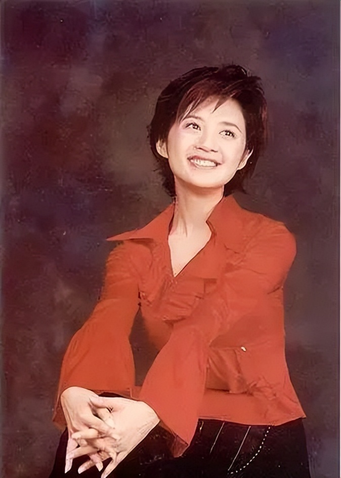 哪些主持人离开央视后比较落魄,离开央视的10名主持人是谁