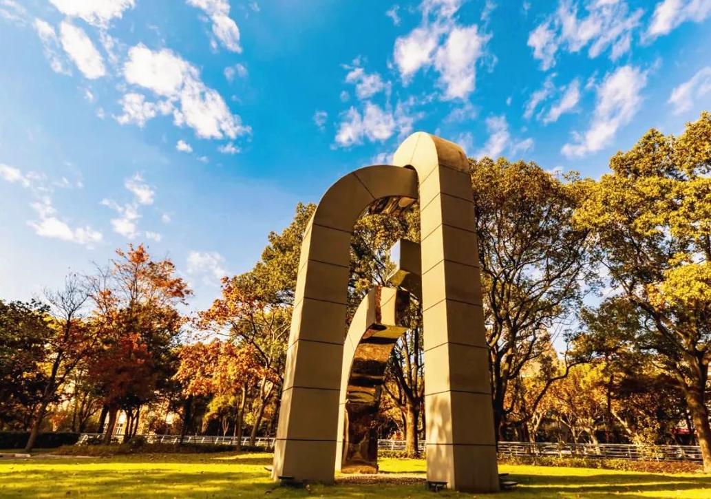 放弃江西理工大学，选择东华理工大学的人，现在后悔了吗？