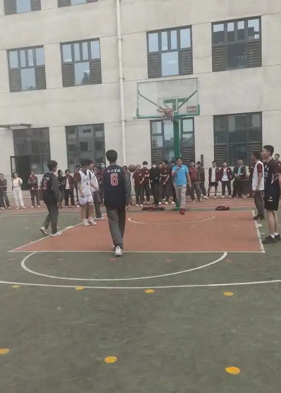 你我才是“灌篮高手”—光大学校初中部三人篮球赛爆燃开打！