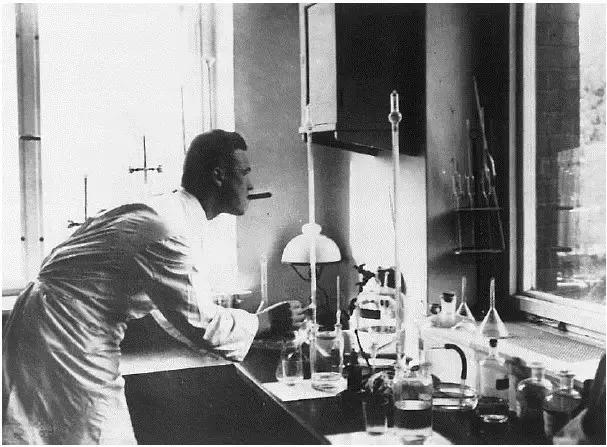 心血管医生第一人视频,中国医生第一个插管成功的人