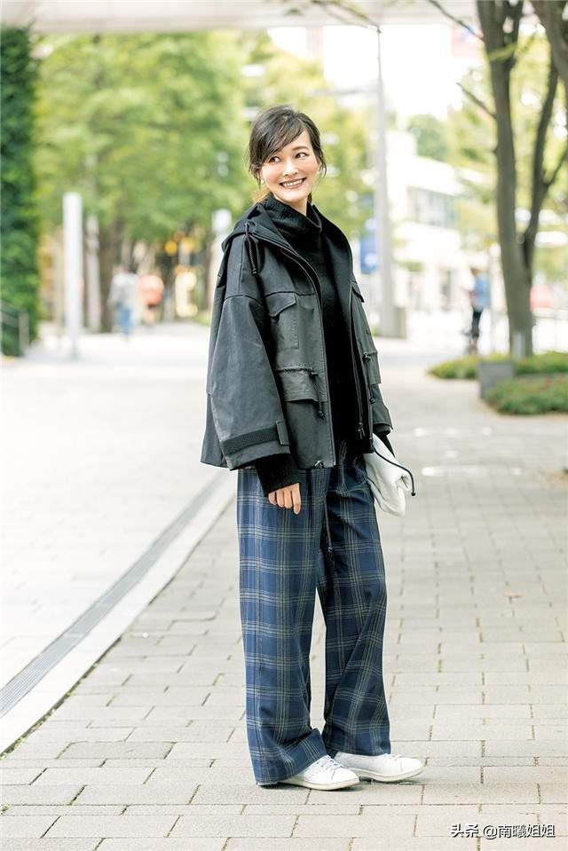 身材走样穿什么裤子,人到中年身材松弛