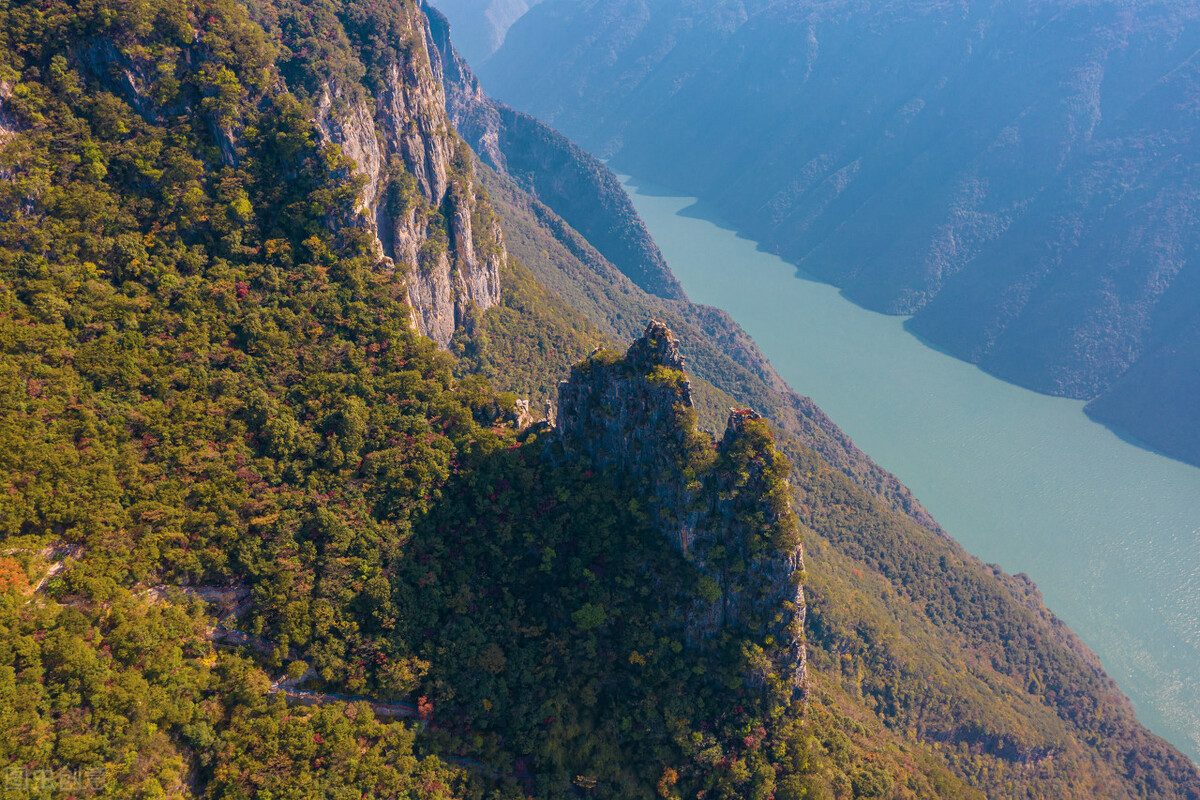 上海至重庆游轮哪个最好,重庆到上海十五天游轮价格表