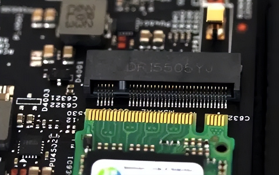 m.2硬盘和ssd硬盘实测差距,m.2和ssd固态硬盘优缺点