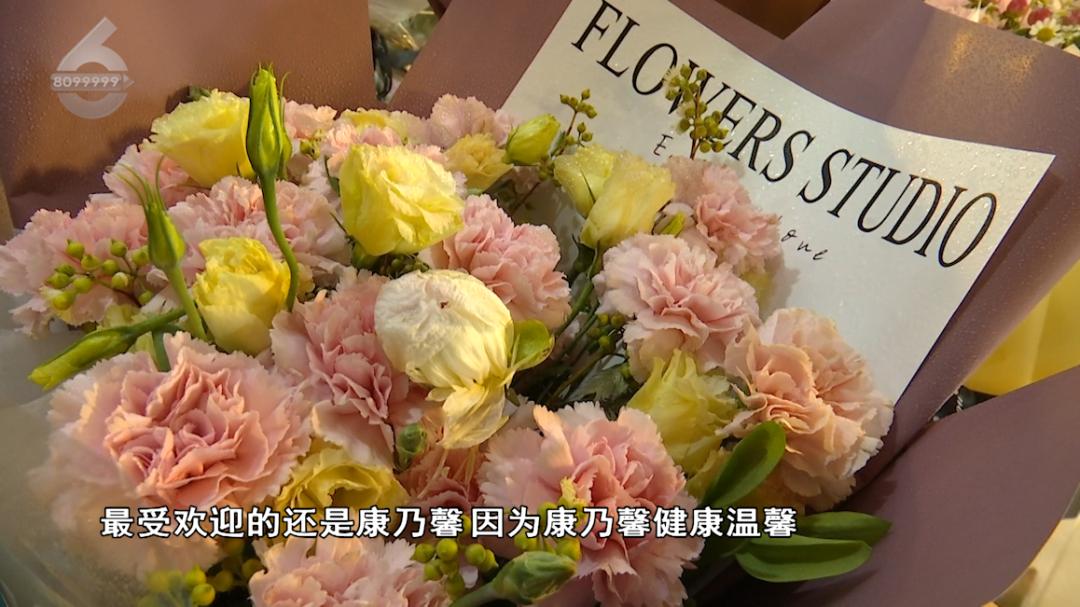 鲜花蛋糕香槟玫瑰,鲜花蛋糕感恩有你