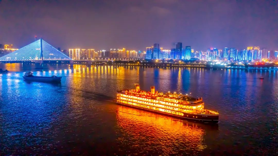 知音号下午3点场次,知音号复航致敬白衣天使