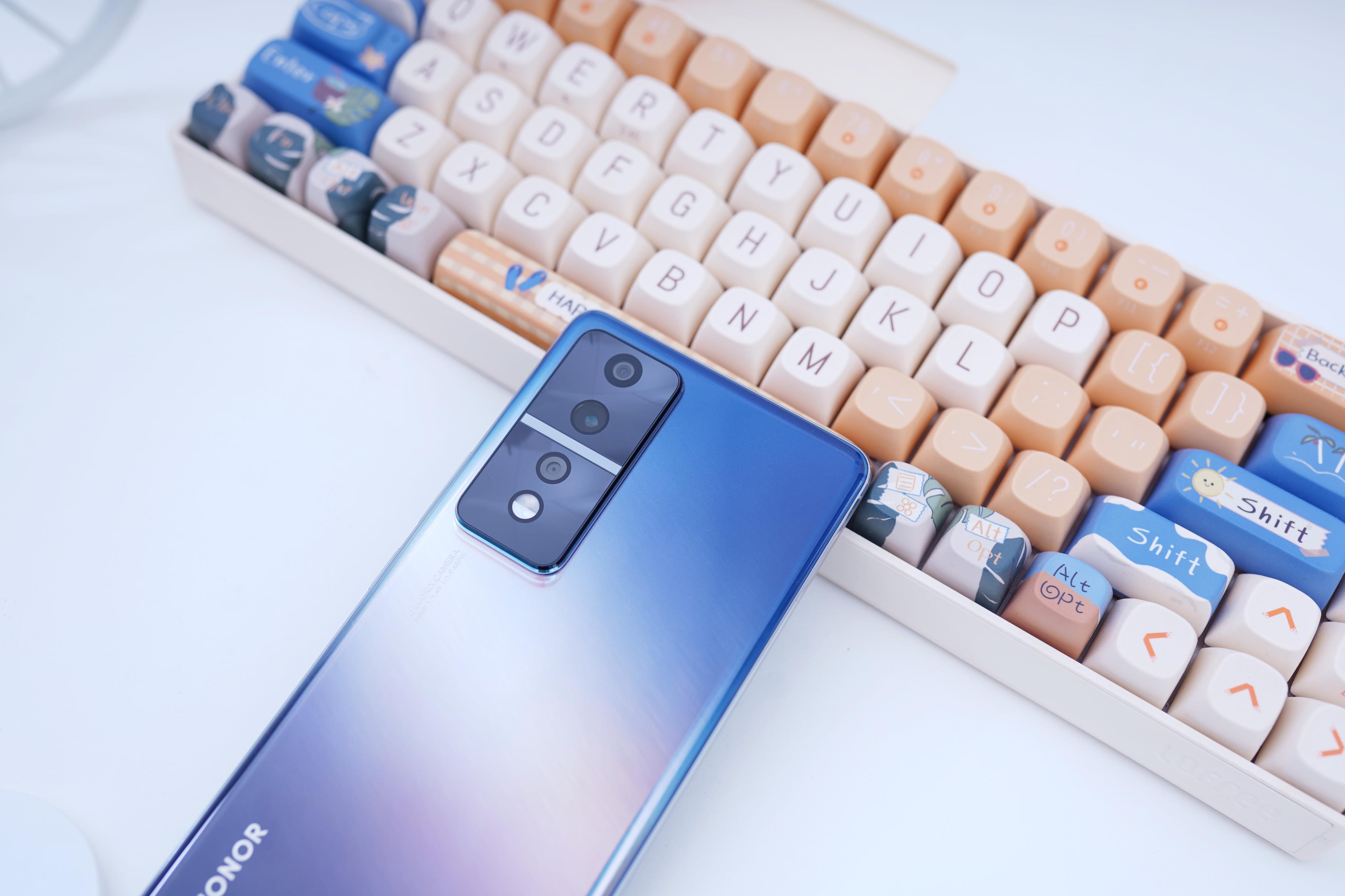 vivo和华为最新款手机性能,vivos12和华为mate30哪个性能好