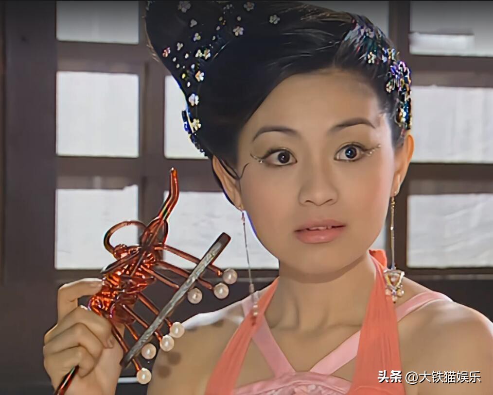 5位“笨蛋美人”天花板，苏有朋说的对，长得好看的演才不会被骂