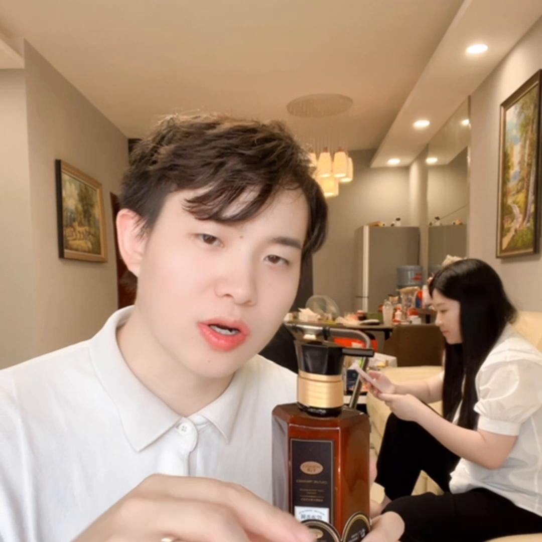 15岁孩子头油有头屑用什么洗发水,哪种洗发水适合头油头屑粗硬发质